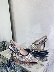 Bagsaaa Dior J'Adior Slingback Pump Natural and Black Cannage Raffia - 2
