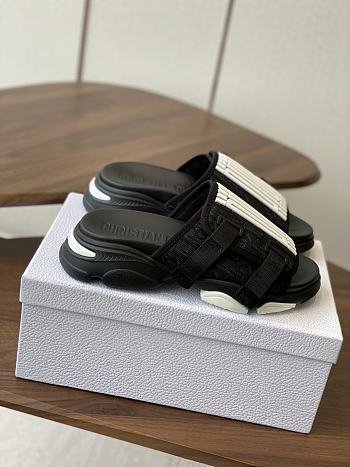 Bagsaaa Dior D-Wander Slide Black and White Technical Fabric with Dior Graphique Motif