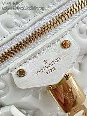Bagsaaa LV M25219 Vanity PM Bag Cream - 19cm - 2