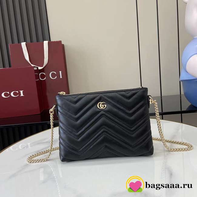 Bagsaaa Gucci GG Marmont pochette with chain 837742 black - 21cm - 1