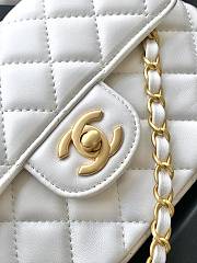 Bagsaaa Chanel Small Flap Bag with Top Handle AS5355 white - 22cm - 4