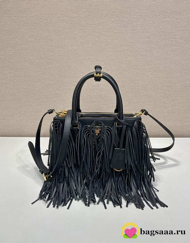 Bagsaaa Prada Galleria small leather bag with fringe 1BA896 black - 24.5cm - 1