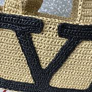 Bagsaaa Valentino Garavani Viva Superstar Small Shopping Bag In Raffia - 26cm - 4