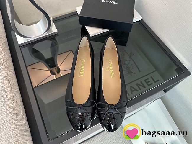 Bagsaaa Chanel Ballet flats Back Lambskin & Patent Calfskin G02819 - 1