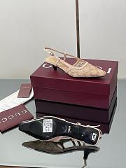 Bagsaaa Gucci Women's GG crystal slingback pump 674668 beige - 2