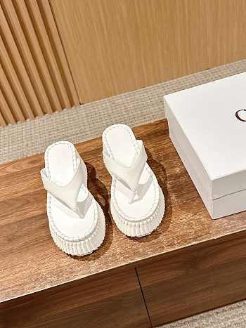 Bagsaaa Chloe Nama wedge slide white 8cm