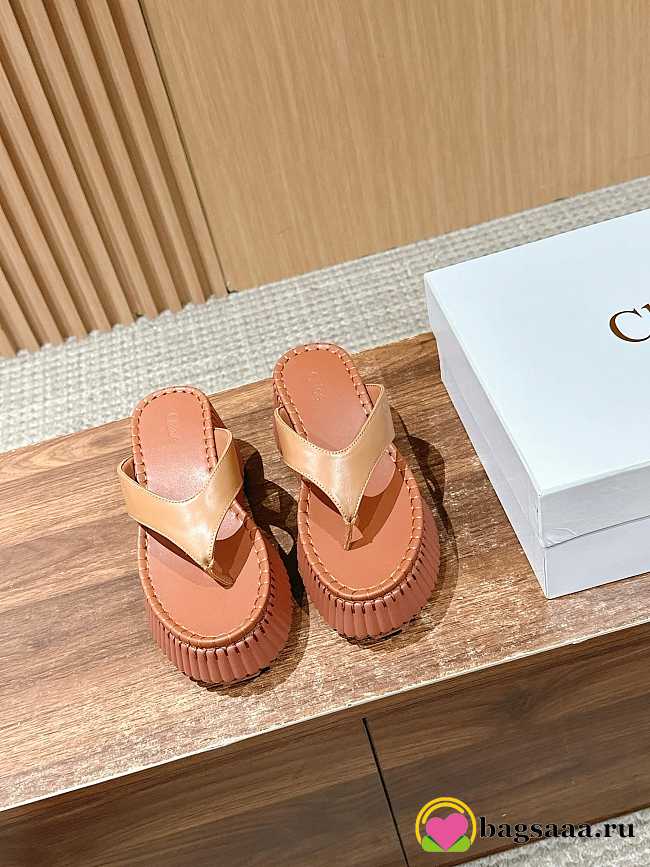 Bagsaaa Chloe Nama wedge slide Ochre 8cm - 1