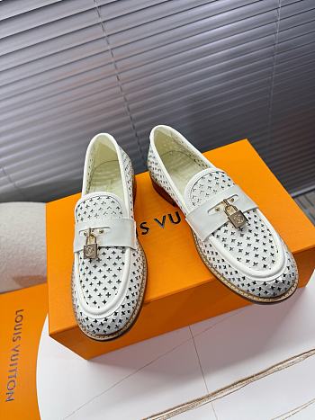 Bagsaaa LV Chess Flat Loafers Ecru White