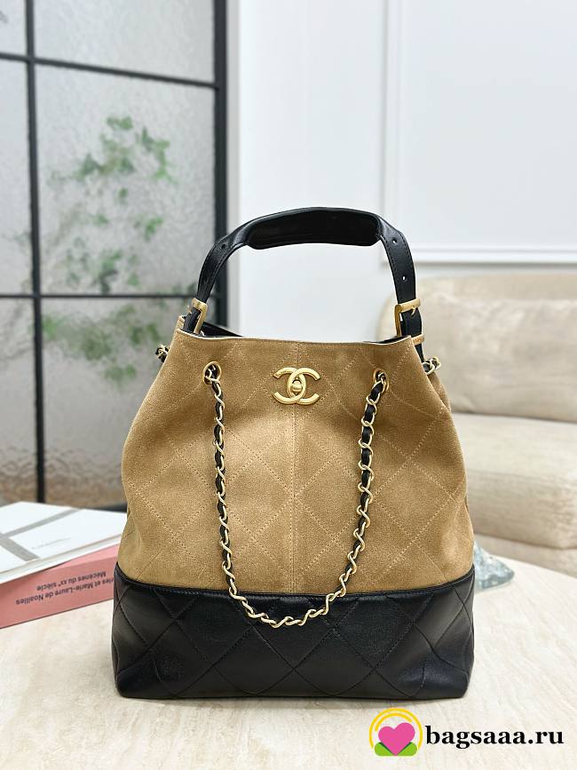 Bagsaaa Chanel Shopping Bag AS5636 Beige & Black Suede - 33cm - 1