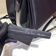Bagsaaa Prada Prada Traveller Re-Nylon large padded shoulder bag 1BD256 black - 36cm - 4