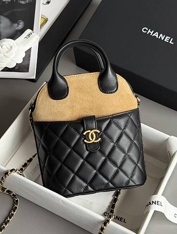 Bagsaaa Chanel Clutch With Chain AP4742 Black & Beige suede - 18cm