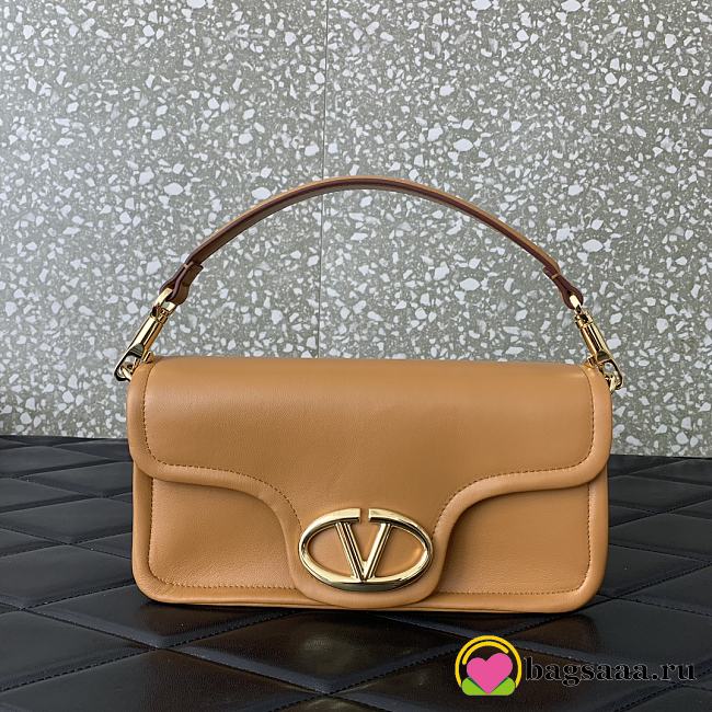 Bagsaaa Valentino Garavani VLogo Signature leather shoulder bag brown - 26cm - 1