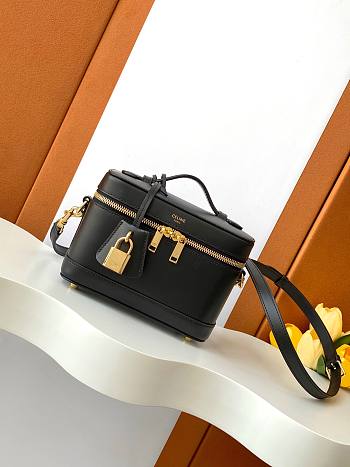Bagsaaa Celine Vanity In Smooth Lambskin Black - 18cm
