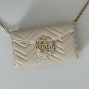 Bagsaaa Gucci GG Marmont wallet on chain ‎837745 white - 19.5cm - 4