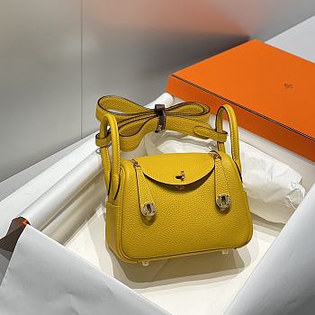 Bagsaaa Hermès mini Lindy Yellow Togo & Gold - 20cm