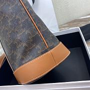 Bagsaaa Celine Small Bucket In Triomphe Canvas And Calfskin 191442 - 22cm - 2