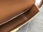 Bagsaaa Celine Shoulder Bag Claude In Triomphe Canvas And Calfskin 194142 white - 20.5cm - 3