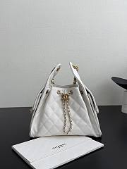 Bagsaaa CHANEL 25 Small Handbag AS5293 white grained - 30cm - 1