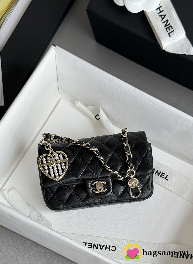 Bagsaaa Chanel Classic Mini Bag with hook AP4760 Black - 8 x 12.5 x 5cm - 1