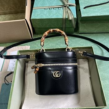 Bagsaaa Gucci Mini vanity bag with bamboo handle 760200 black - 15.5cm