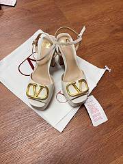 Bagsaaa Valentino Garavani VLogo leather platform sandals white - 11.5cm - 1