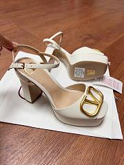 Bagsaaa Valentino Garavani VLogo leather platform sandals white - 11.5cm - 2