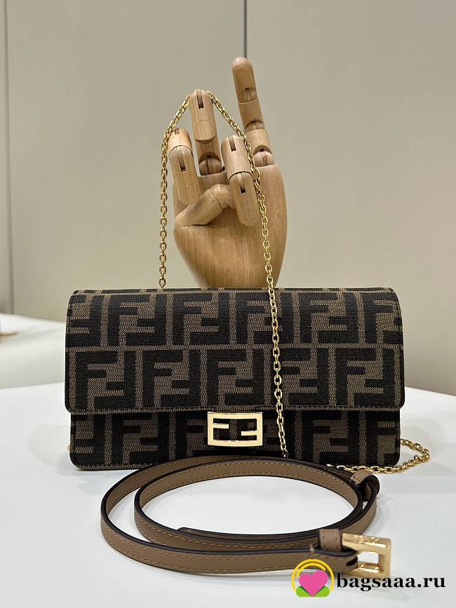 Bagsaaa Fendi Wallet On Chain Baguette Brown FF fabric wallet - 21cm - 1