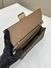Bagsaaa Fendi Wallet On Chain Baguette Brown FF fabric wallet - 21cm - 2