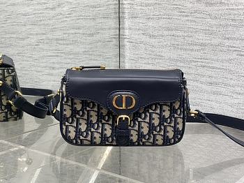 Bagsaaa Dior Small 30 Montaigne Pocket Bag Blue Dior Oblique Jacquard and Smooth Calfskin - 19.5cm