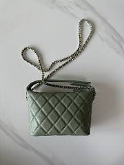 Bagsaaa Chanel Clutch with chain AP4747 Green - 21.5cm - 4