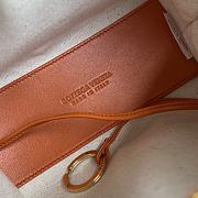 Bagsaaa Bottega Veneta Loop Top Handle 829212 raffia - 21cm - 3