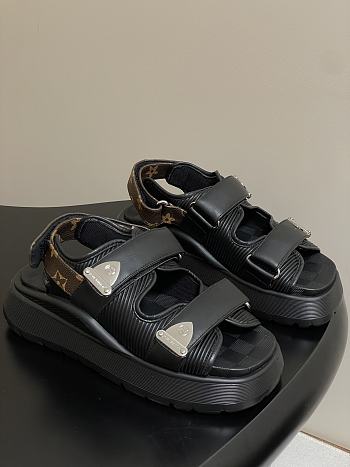 Bagsaaa LV Chameleon Comfort Sandal Black