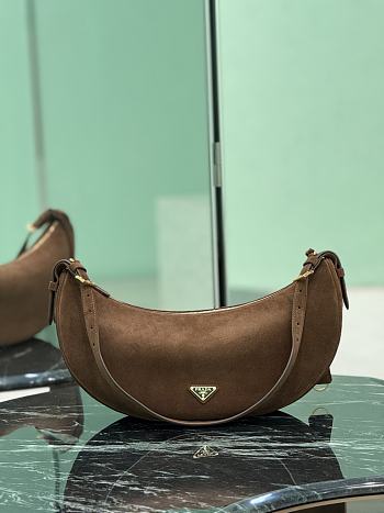Bagsaaa Prada Demi-lune large suede shoulder bag 1BC255 brown - 42cm