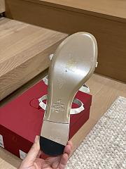 Bagsaaa Valentino Rockstud White Sandals - 3