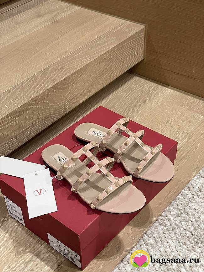 Bagsaaa Valentino Rockstud Nude Sandals - 1