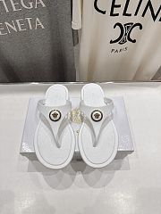 Bagsaaa Versace Alia Rubber Flat Sandals white - 1