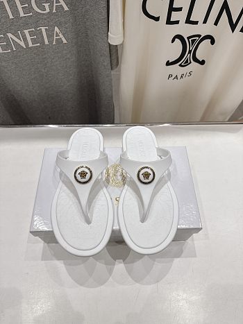 Bagsaaa Versace Alia Rubber Flat Sandals white