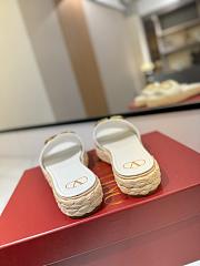 Bagsaaa Valentino White Valentino Garavani VLogo Slide Espadrilles - 2