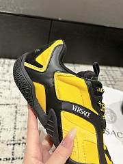 Bagsaaa Versace Galaxia Sneakers Black & Yellow - 3