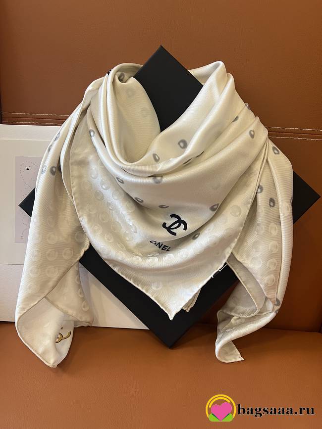 Bagsaaa Chanel White Scarf 90cm - 1