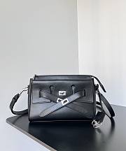 Bagsaaa Balenciaga Bel Air Small Zipped Messenger Bag Black - 30cm - 1
