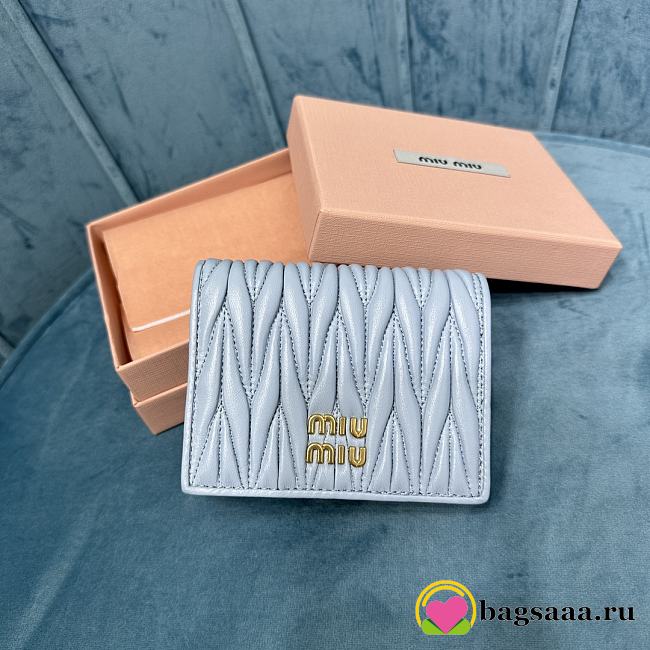 Bagsaaa Miu Miu Matelassé Leather Wallet light blue - 11.5cm - 1