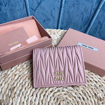 Bagsaaa Miu Miu Matelassé Leather Wallet light pink - 11.5cm