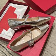 Bagsaaa Roger Vivier Belle Vivier Mary Janes in leather silver - 3