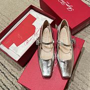 Bagsaaa Roger Vivier Belle Vivier Mary Janes in leather silver - 2