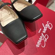 Bagsaaa Roger Vivier Belle Vivier Mary Janes in leather black - 3