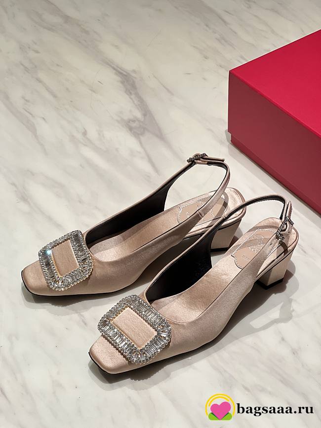 Bagsaaa Roger Vivier Belle Vivier Slingback Pumps in satin beige - 1