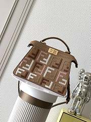 Bagsaaa Fendi Peekaboo ISeeU Small brown leather bag with FF interlacing - 27cm - 1