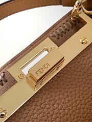 Bagsaaa Fendi Peekaboo ISeeU Small brown leather bag with FF interlacing - 27cm - 3