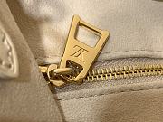 Bagsaaa LV M25770 OnTheGo PM Dream Cream - 25cm - 4